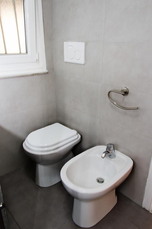 Apartment Via Sant'Alessandro Bergamo Rum bild