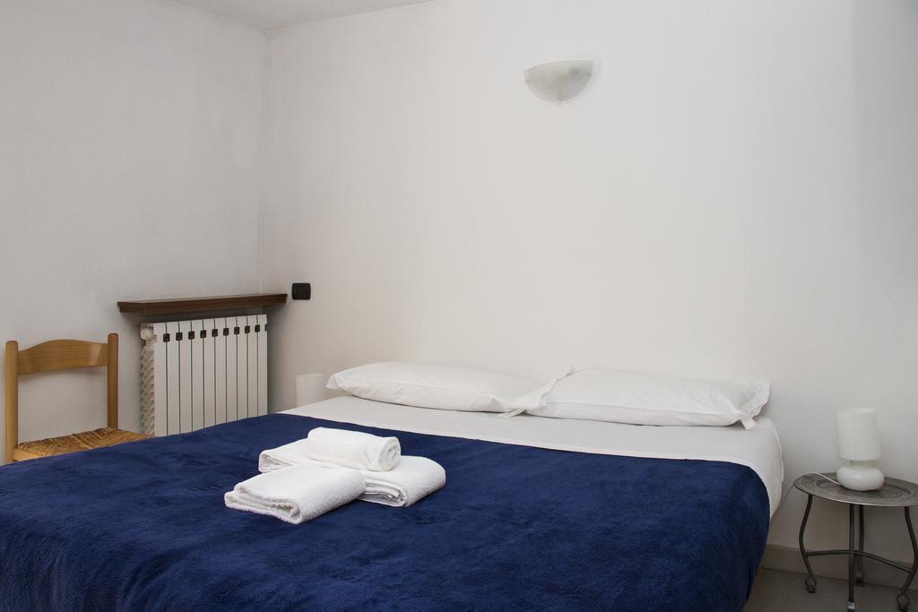 Apartment Via Sant'Alessandro Bergamo Rum bild