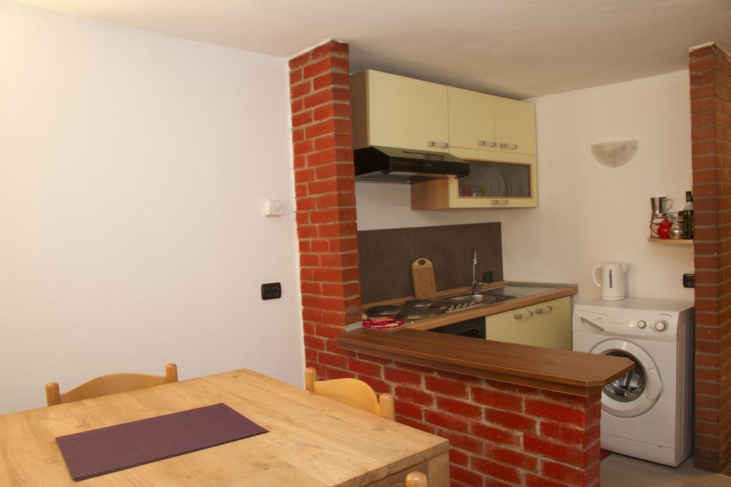 Apartment Via Sant'Alessandro Bergamo Rum bild
